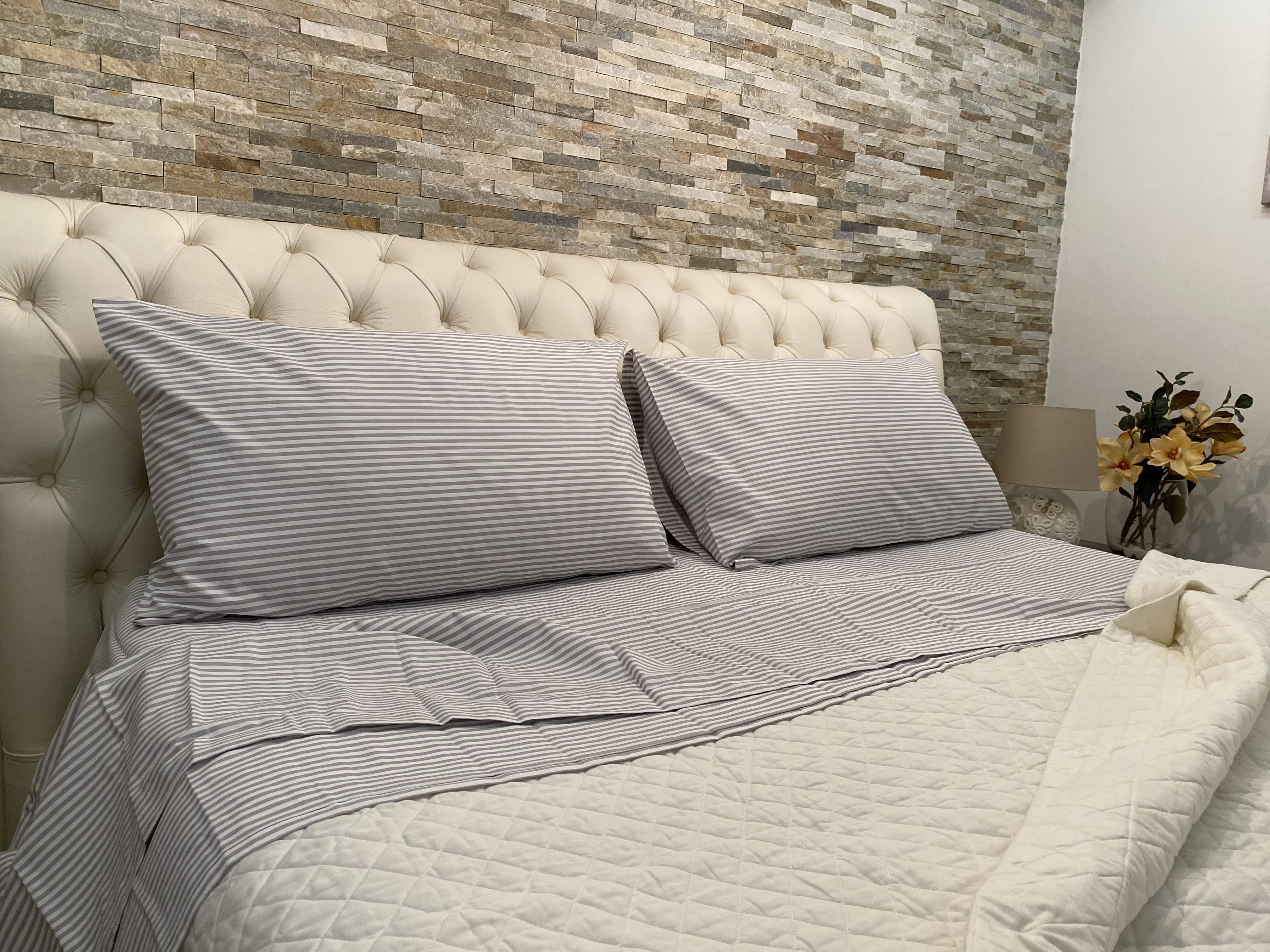 Lenzuolo Sopra Con Federe Rigato