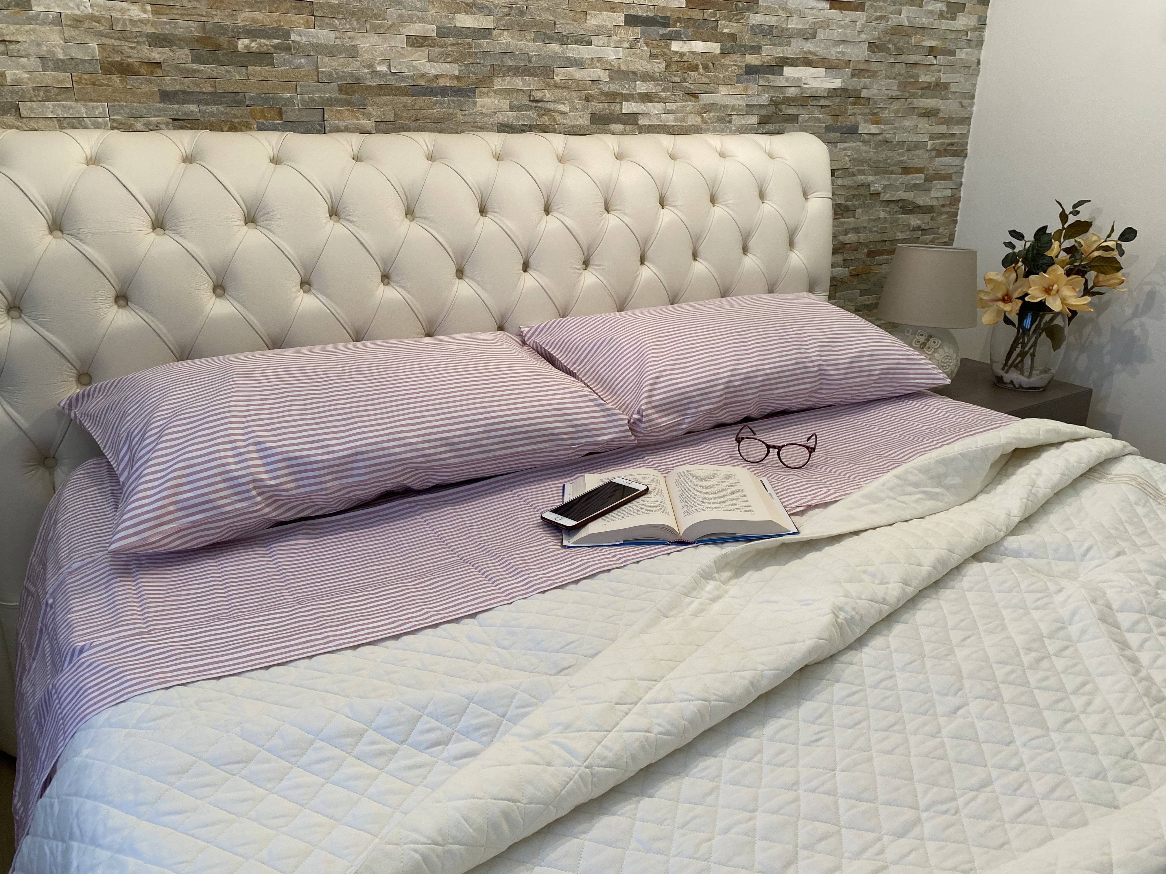 Lenzuolo Sopra Con Federe Rigato