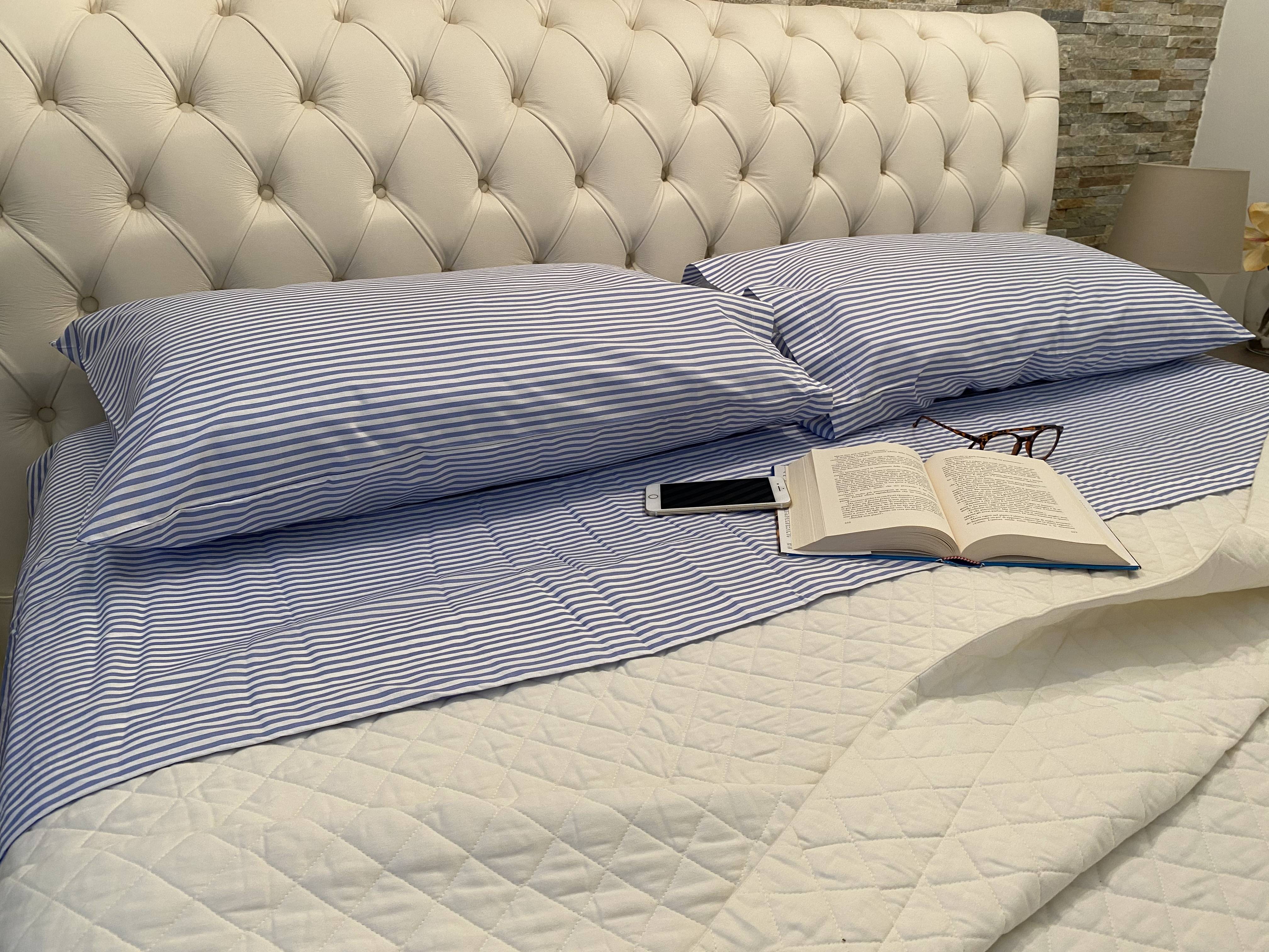 Lenzuolo Sopra Con Federe Rigato