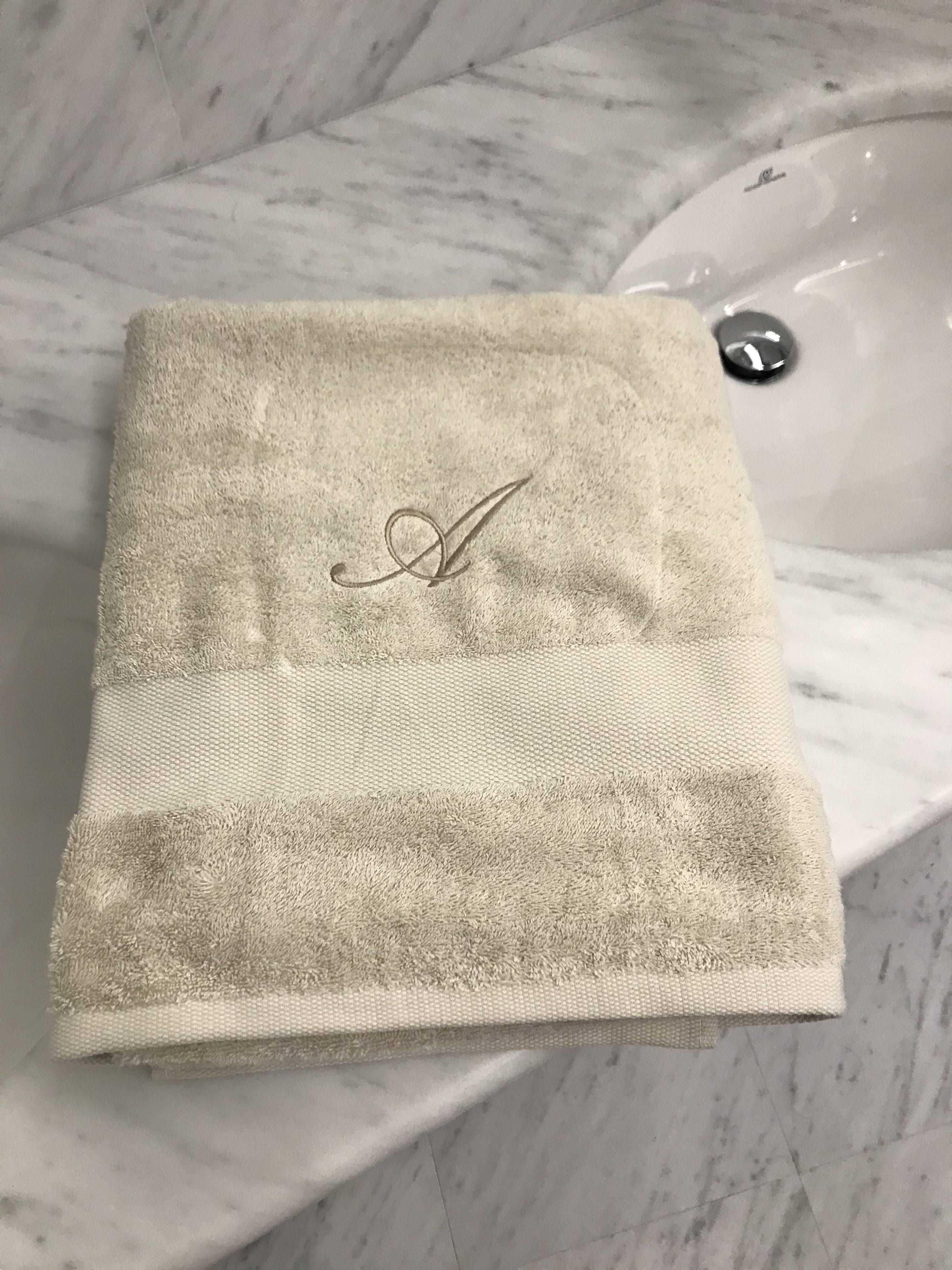 Telo Doccia Spugna Con Nome O Iniziale Personalizzato