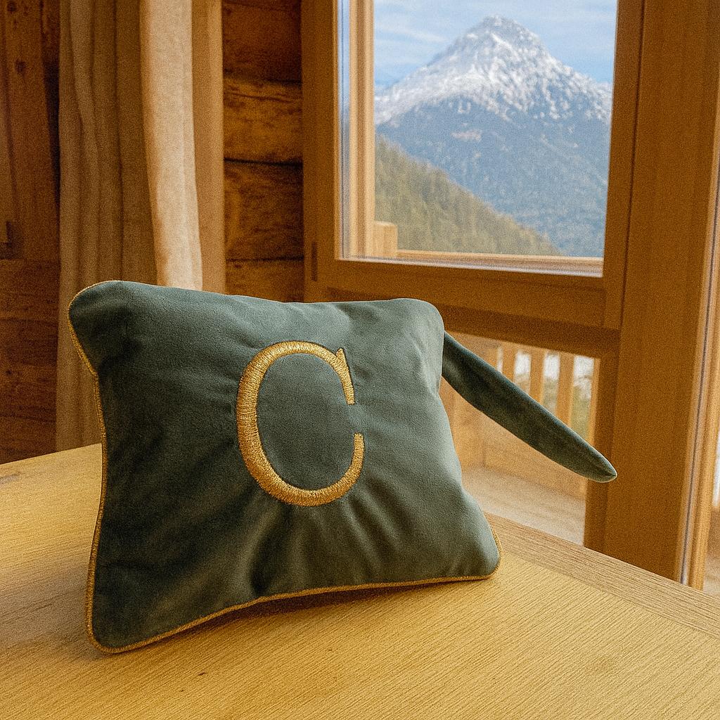 Pochette con Cifra In Velluto Verde