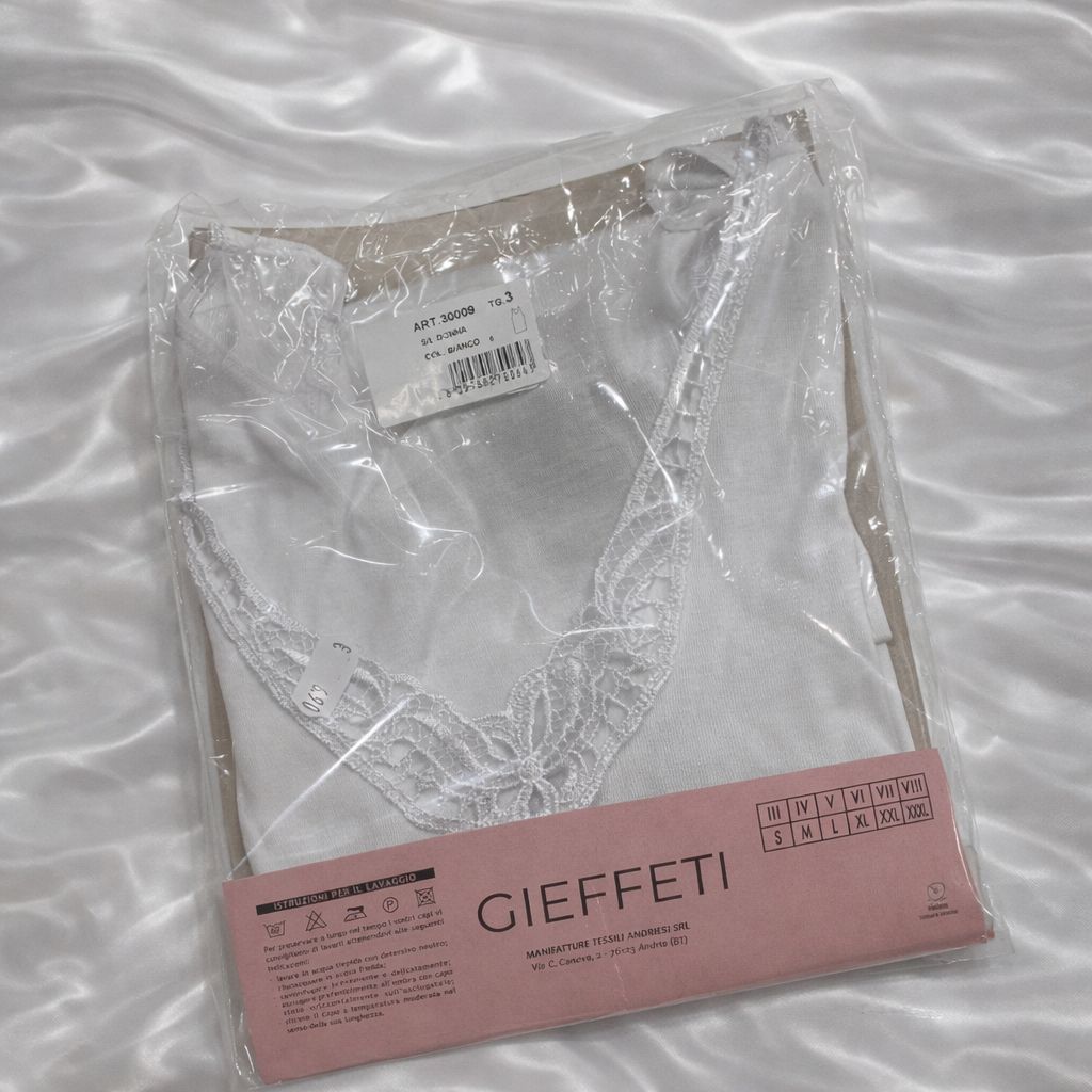 Canotta spalla larga con pizzo in cotone