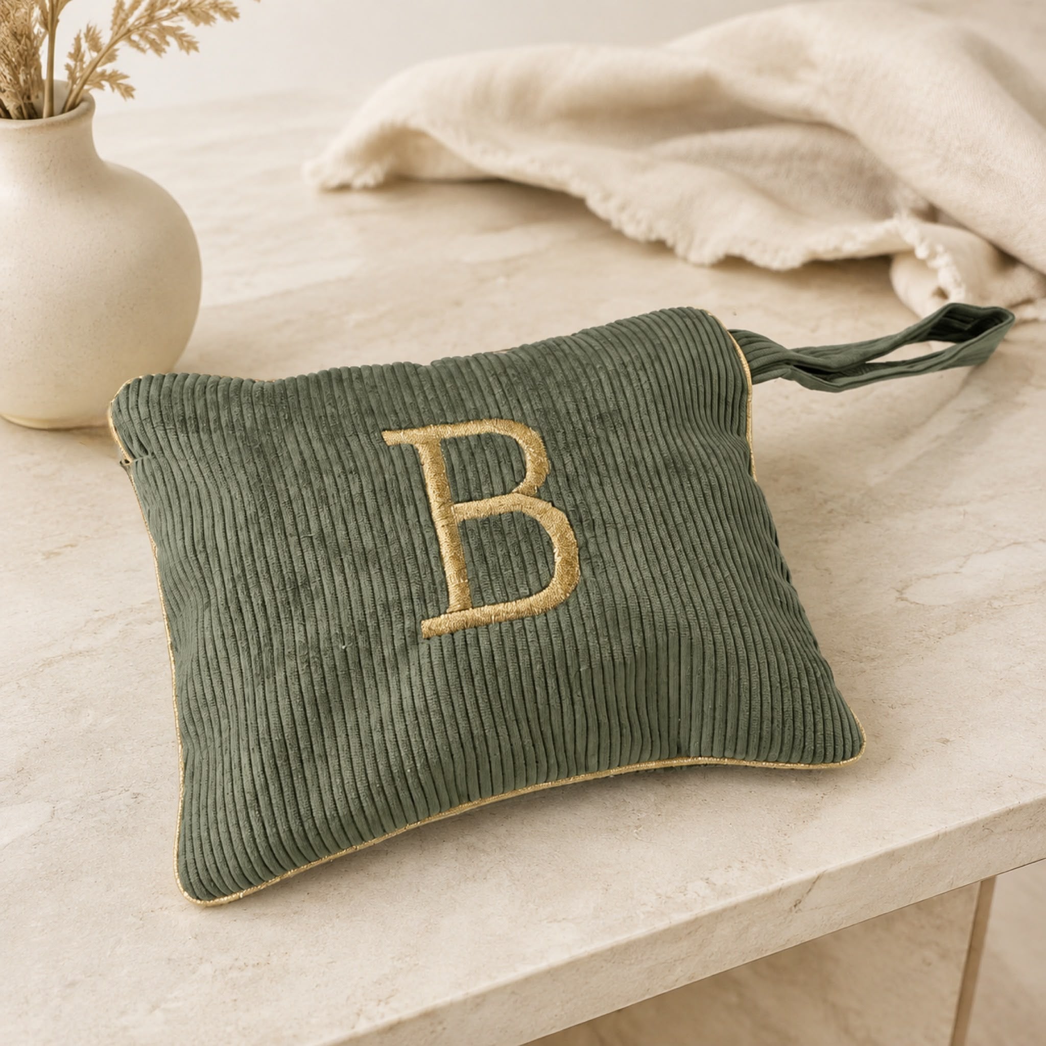 Pochette con Cifra Velluto Verde