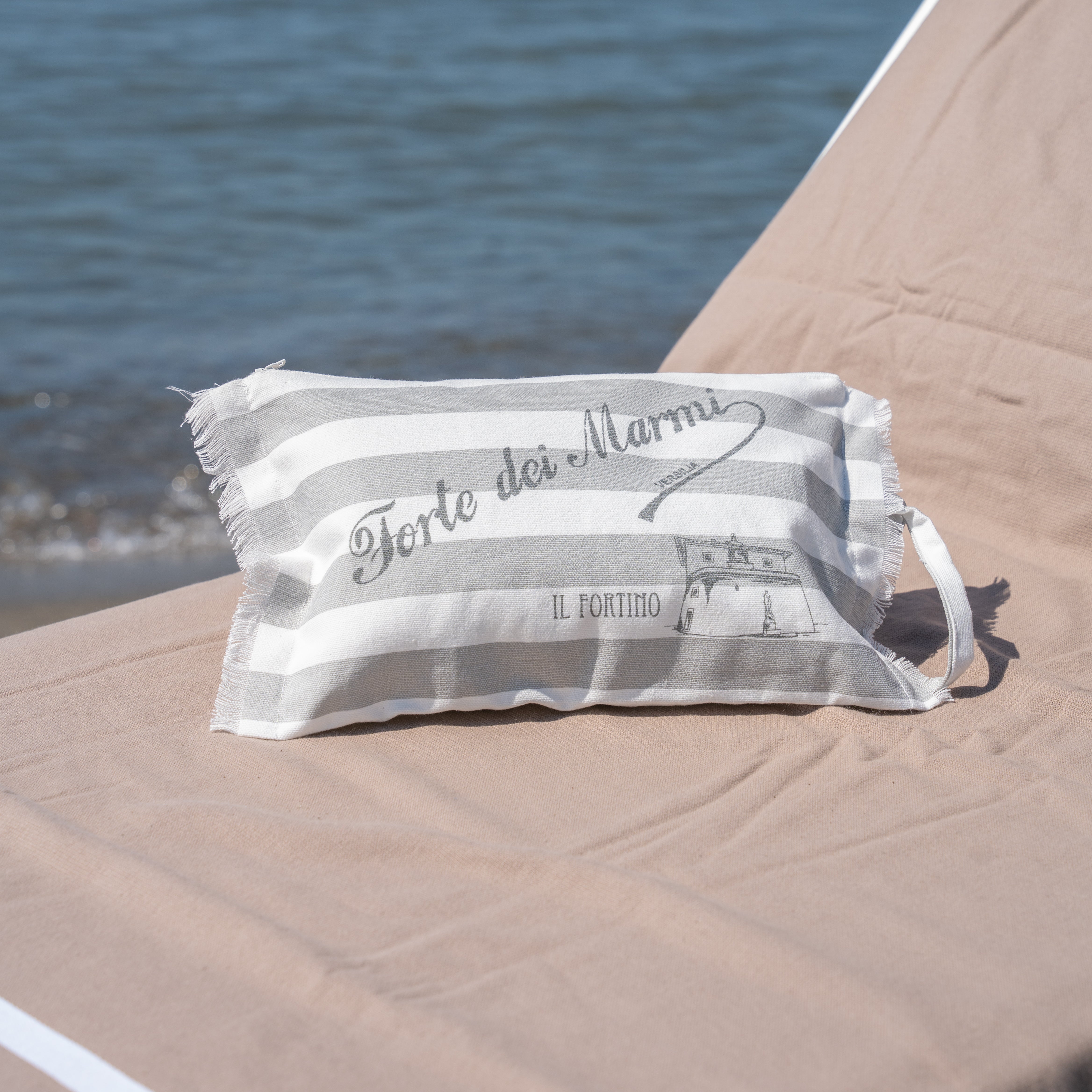 Pochette Rigona