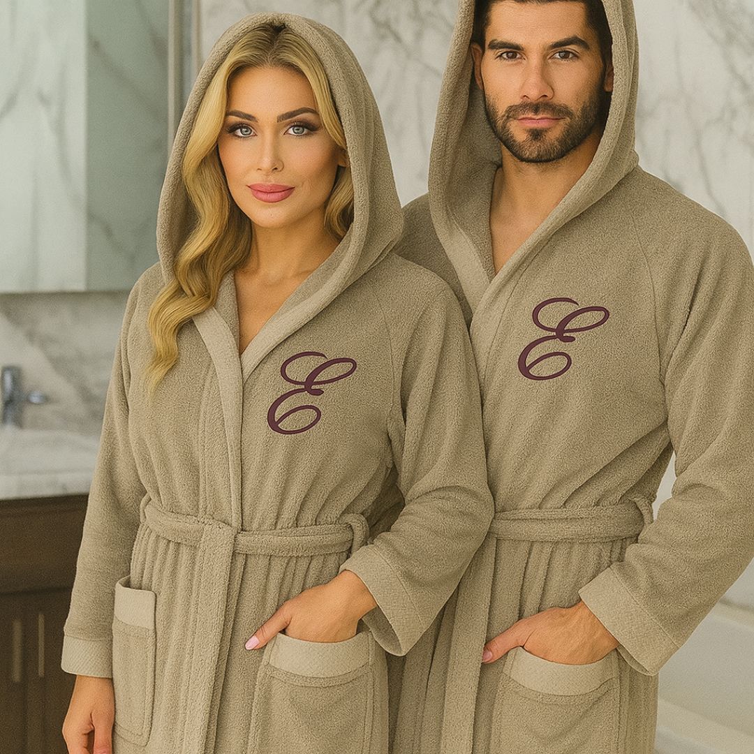 Accappatoio Unisex In Spugna Joly TORTORA Con Iniziale Personalizzata