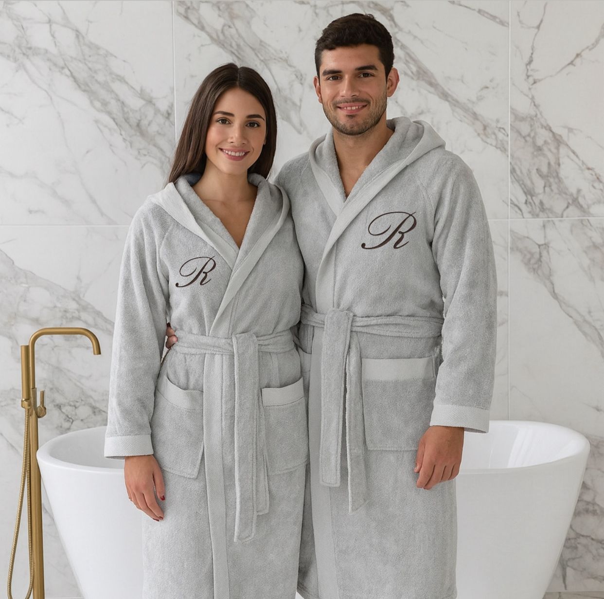 Accappatoio Unisex In Spugna Joly GRIGIO PERLA Con Iniziale Personalizzata