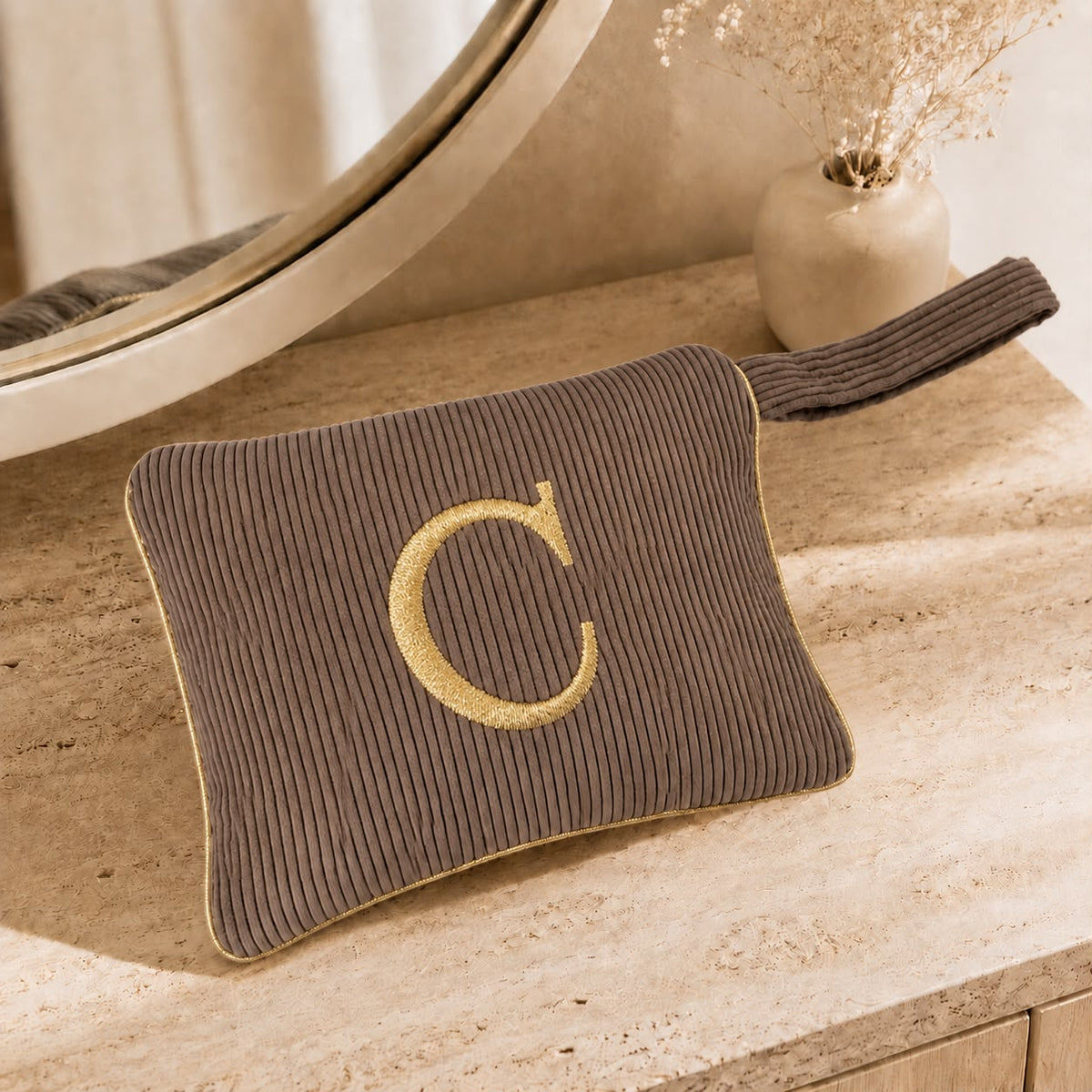 Pochette con Cifra Velluto Marrone