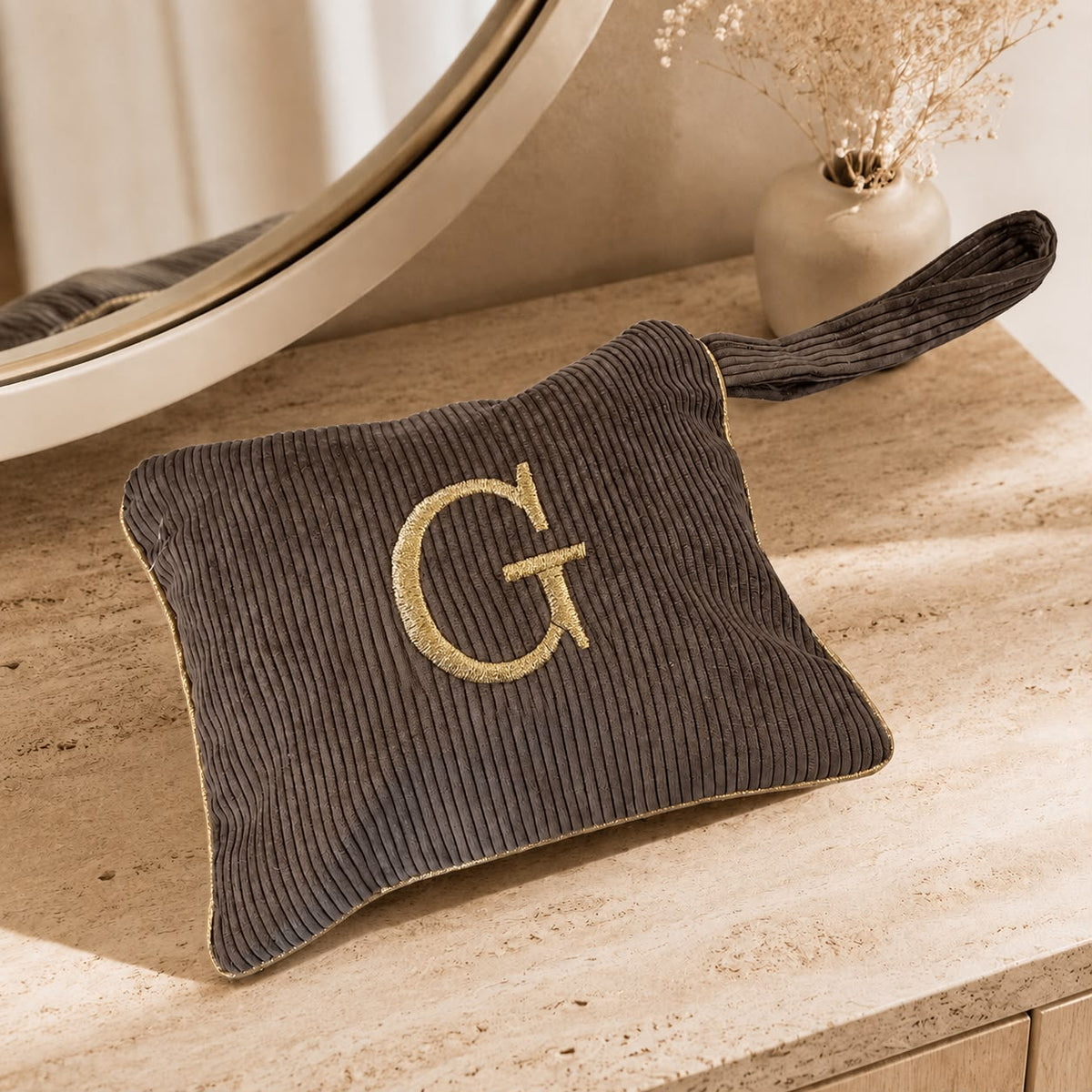 Pochette con Cifra Velluto Marrone