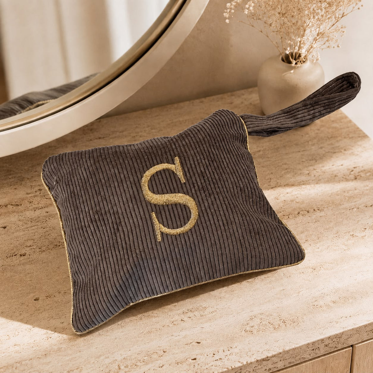 Pochette con Cifra Velluto Marrone