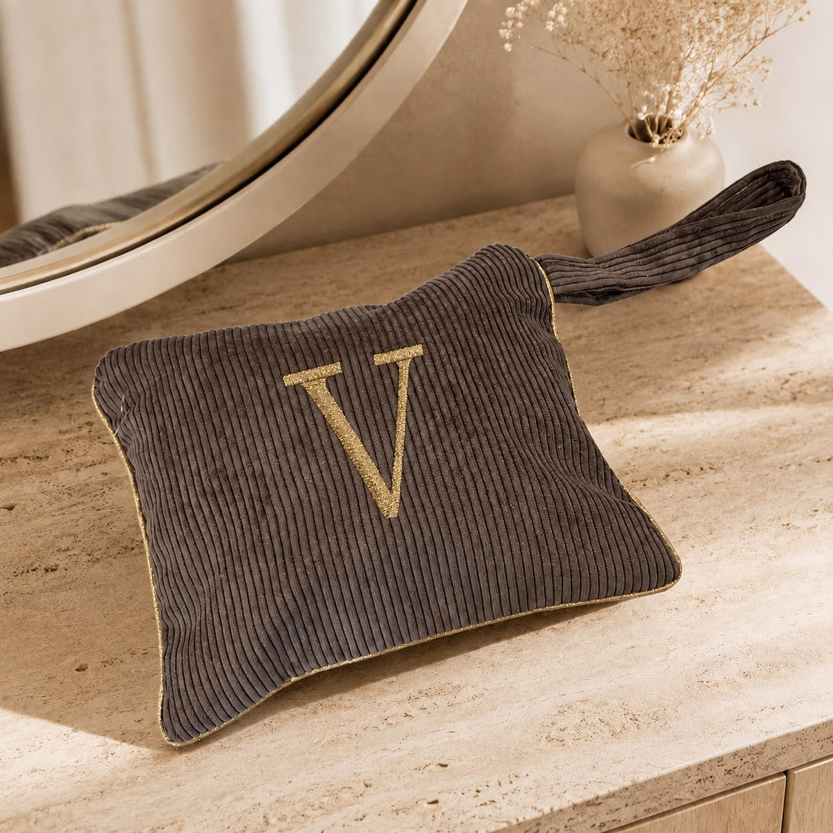 Pochette con Cifra Velluto Marrone