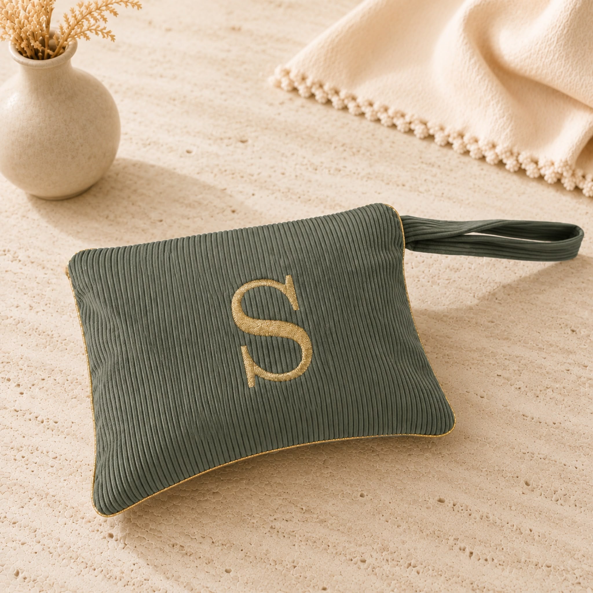 Pochette con Cifra Velluto Verde